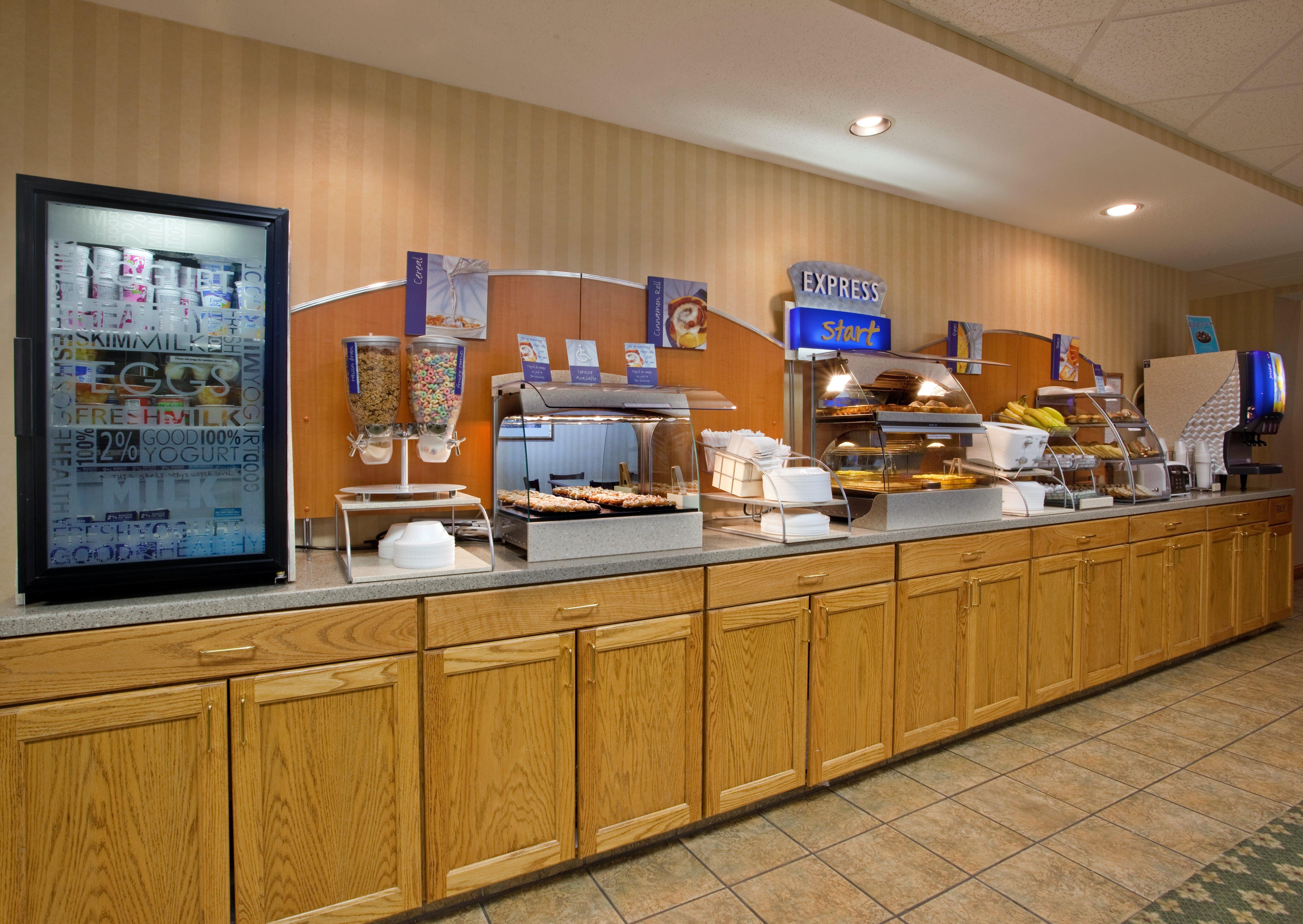 Holiday Inn Express Mount Pleasant- Scottdale By Ihg Esterno foto