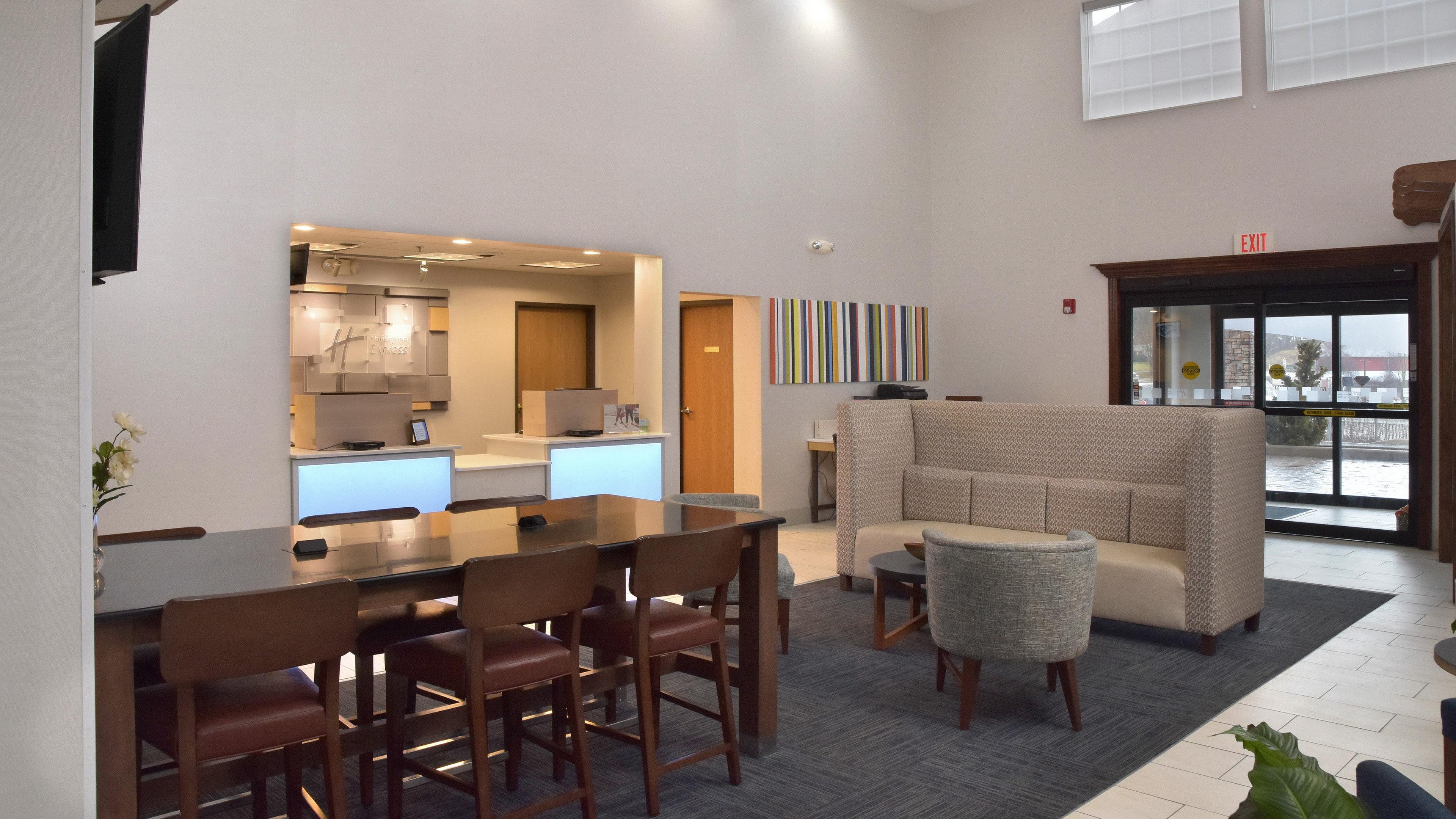Holiday Inn Express Mount Pleasant- Scottdale By Ihg Esterno foto