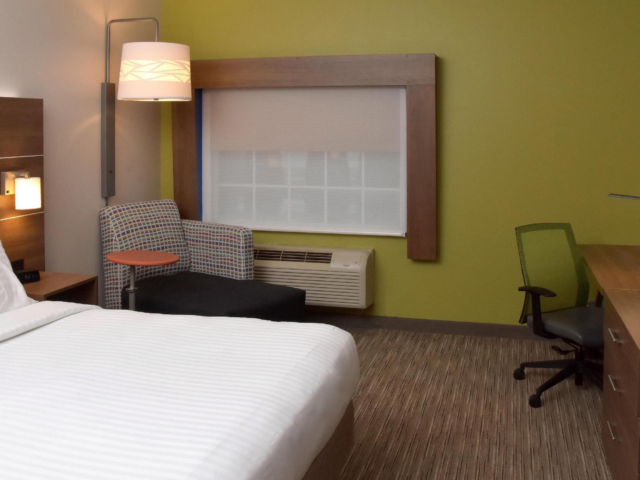 Holiday Inn Express Mount Pleasant- Scottdale By Ihg Esterno foto