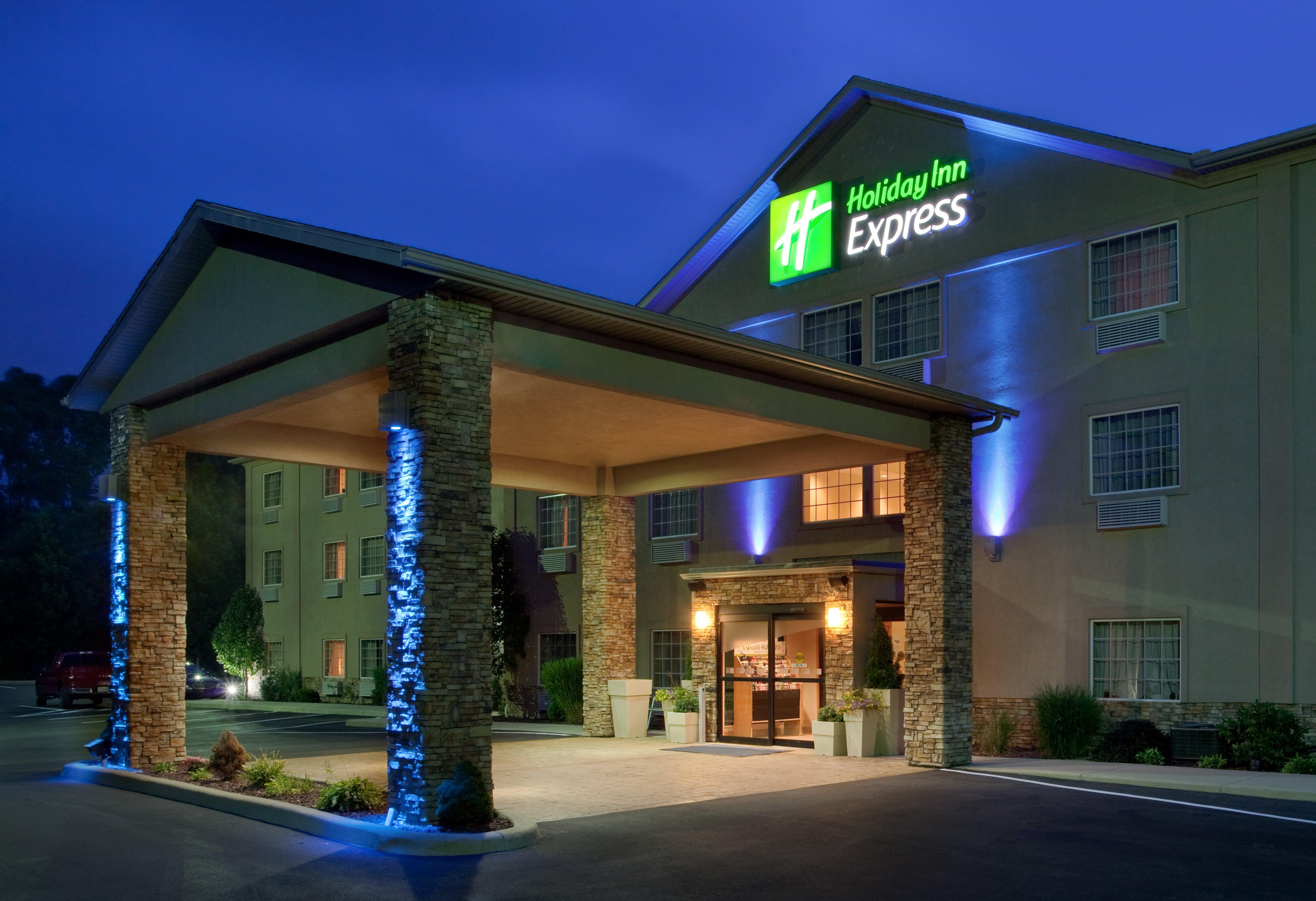 Holiday Inn Express Mount Pleasant- Scottdale By Ihg Esterno foto