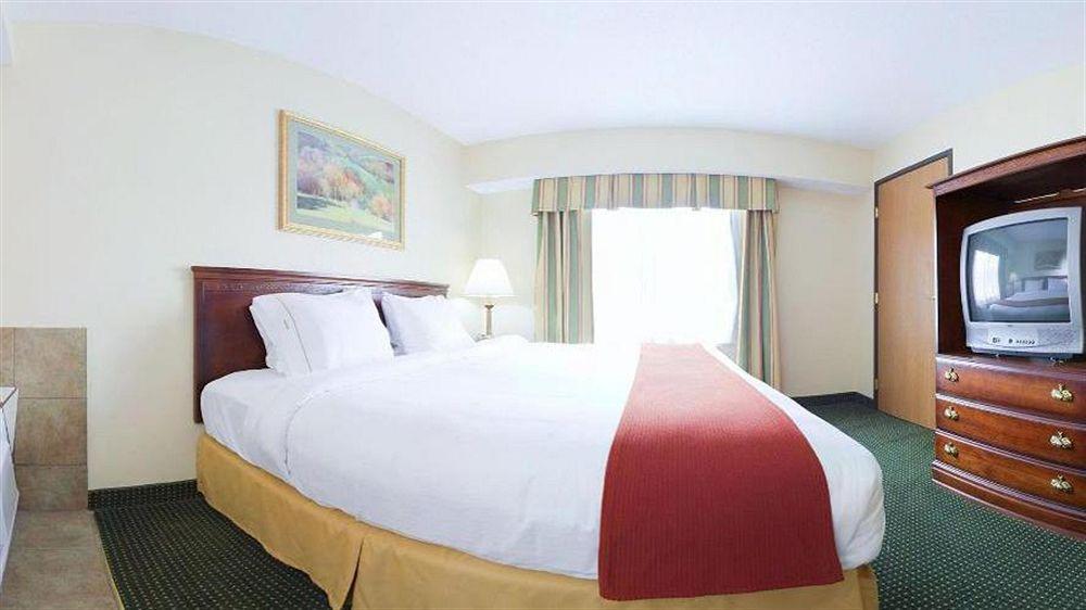 Holiday Inn Express Mount Pleasant- Scottdale By Ihg Esterno foto